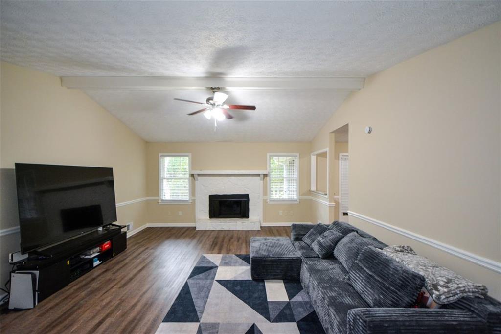 2895 FAIRVIEW Road