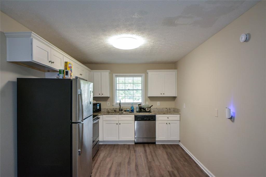 2895 FAIRVIEW Road