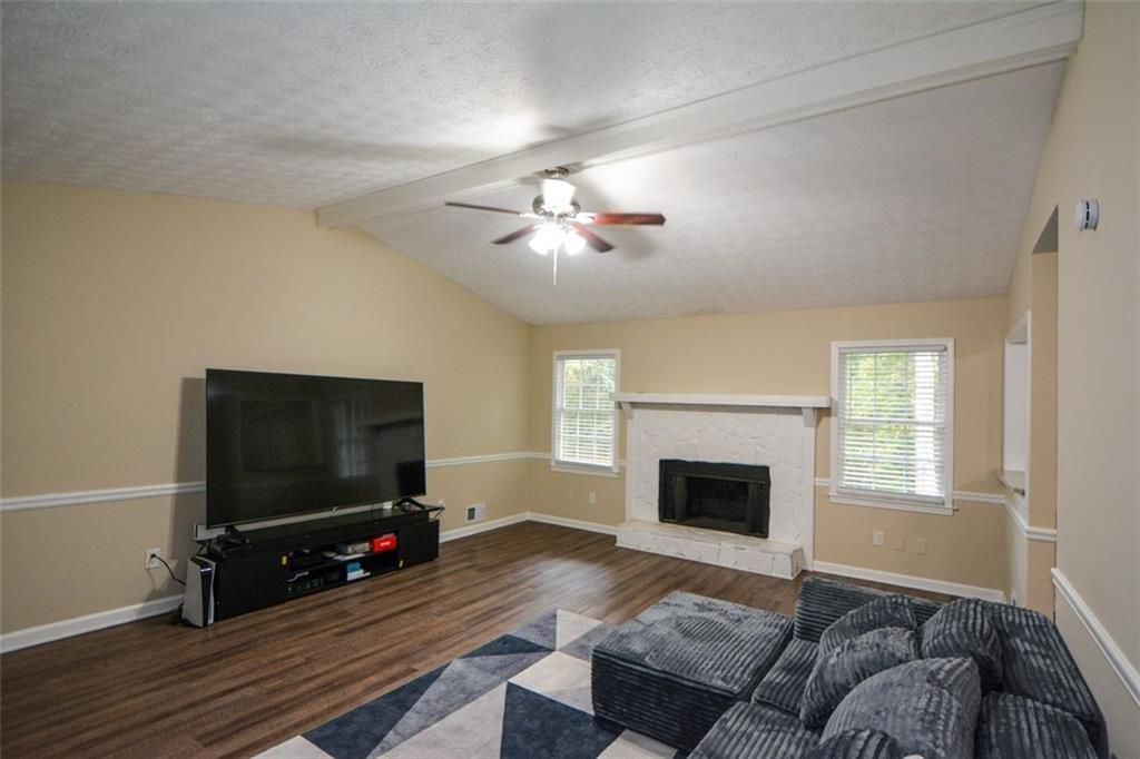 2895 FAIRVIEW Road