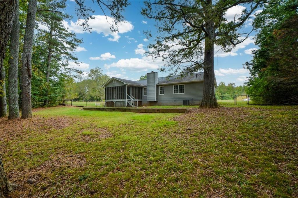 2895 FAIRVIEW Road