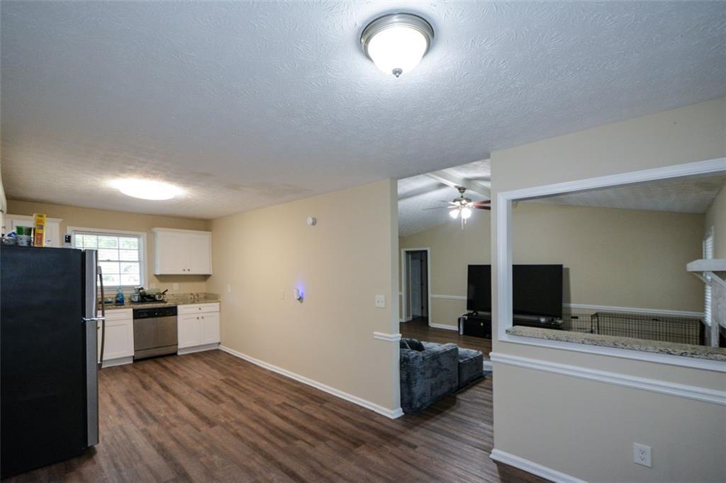 2895 FAIRVIEW Road