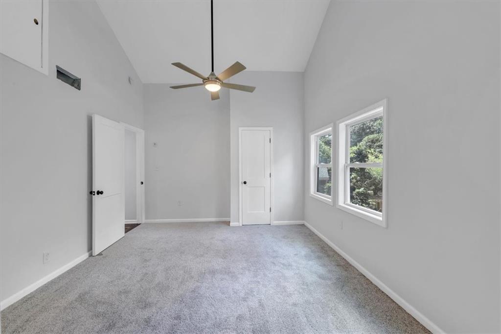 3423 RUGBY Circle