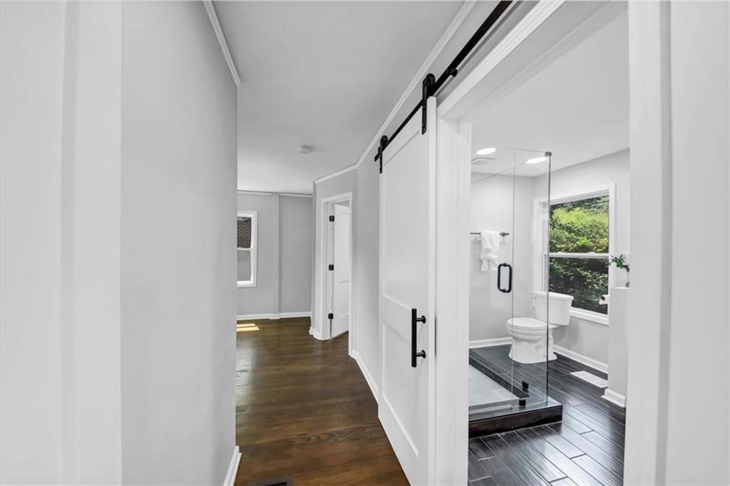 3423 RUGBY Circle