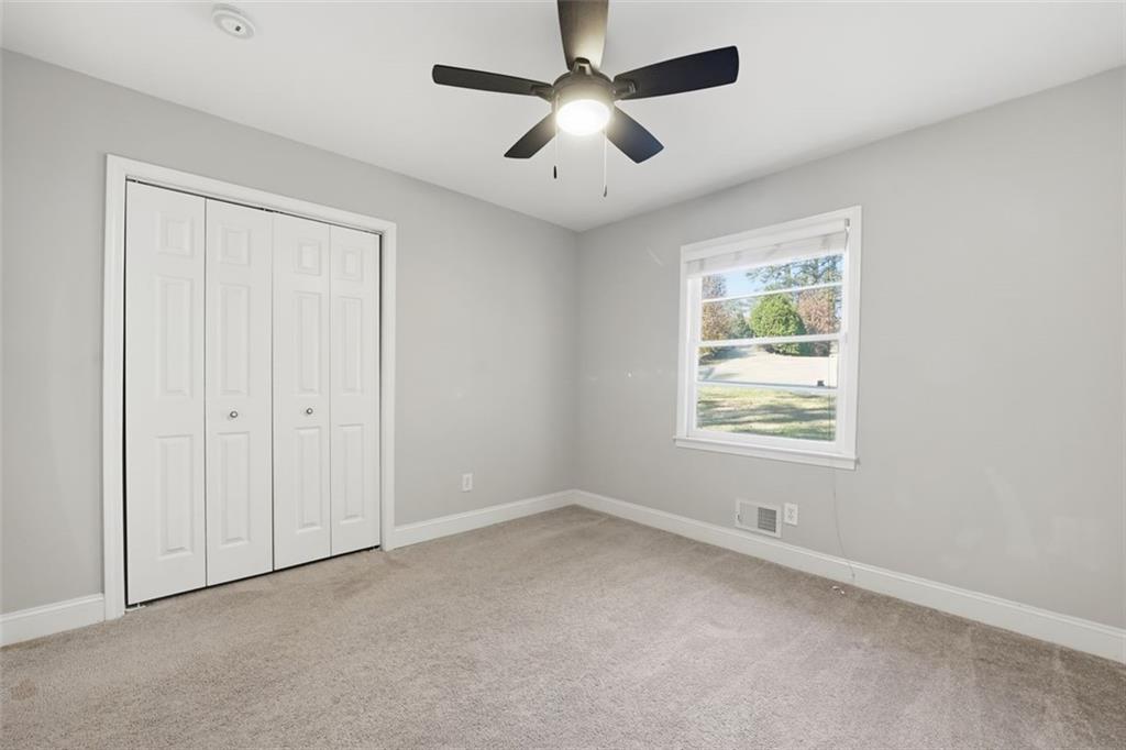 2002 DREW VALLEY Road NE