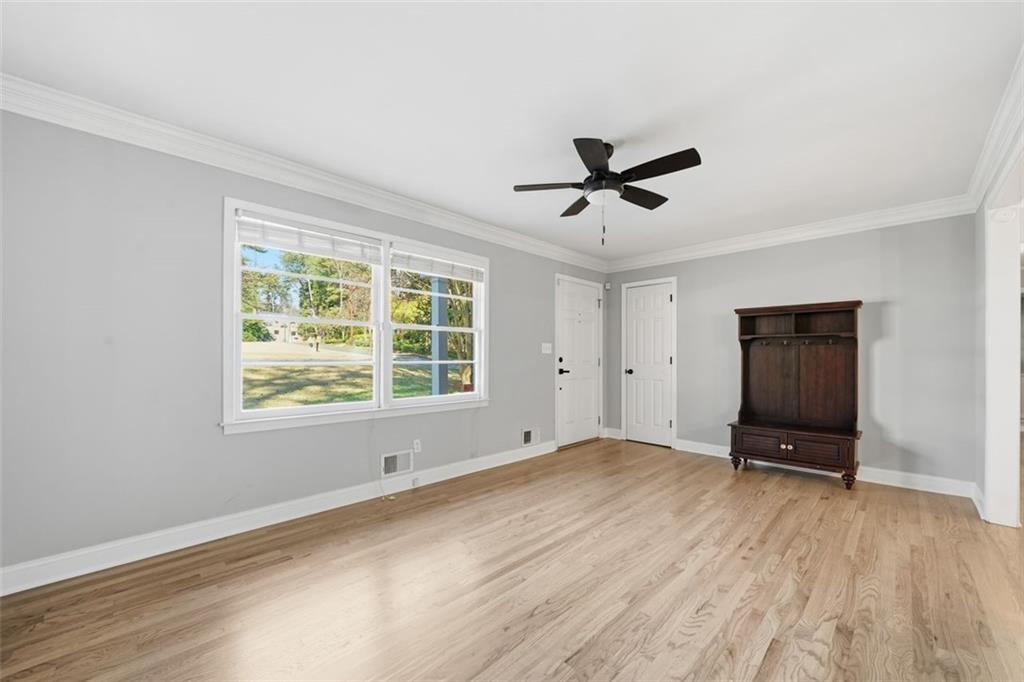 2002 DREW VALLEY Road NE