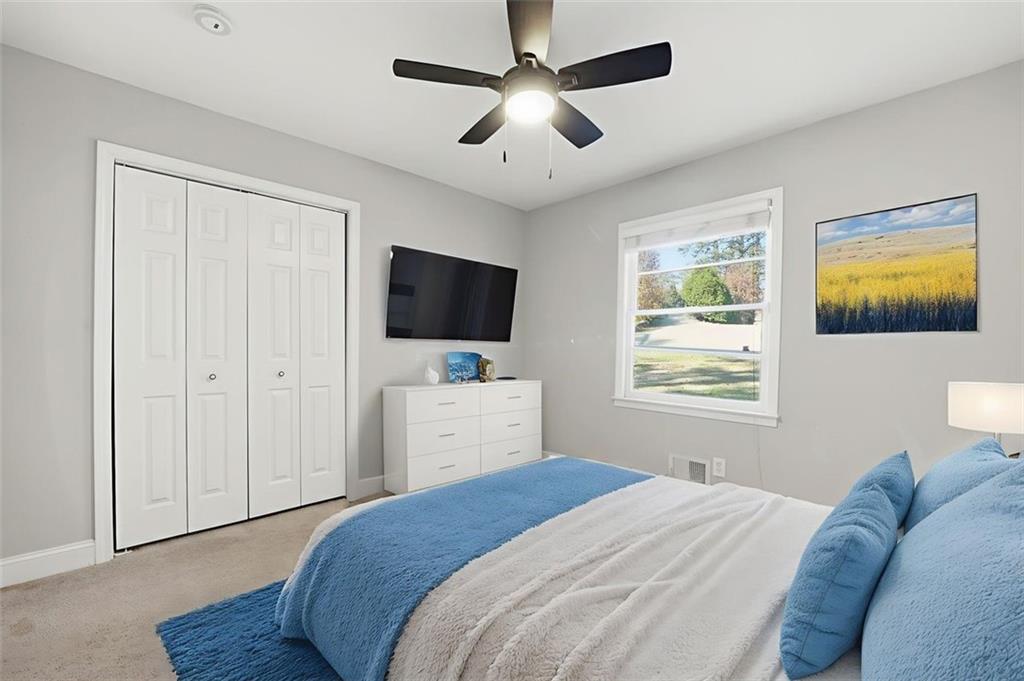 2002 DREW VALLEY Road NE