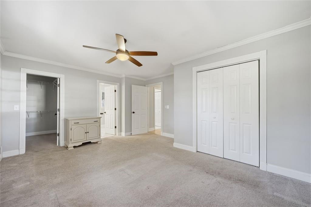 2002 DREW VALLEY Road NE