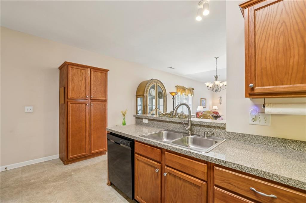 119 HOLIDAY Road Unit 1202