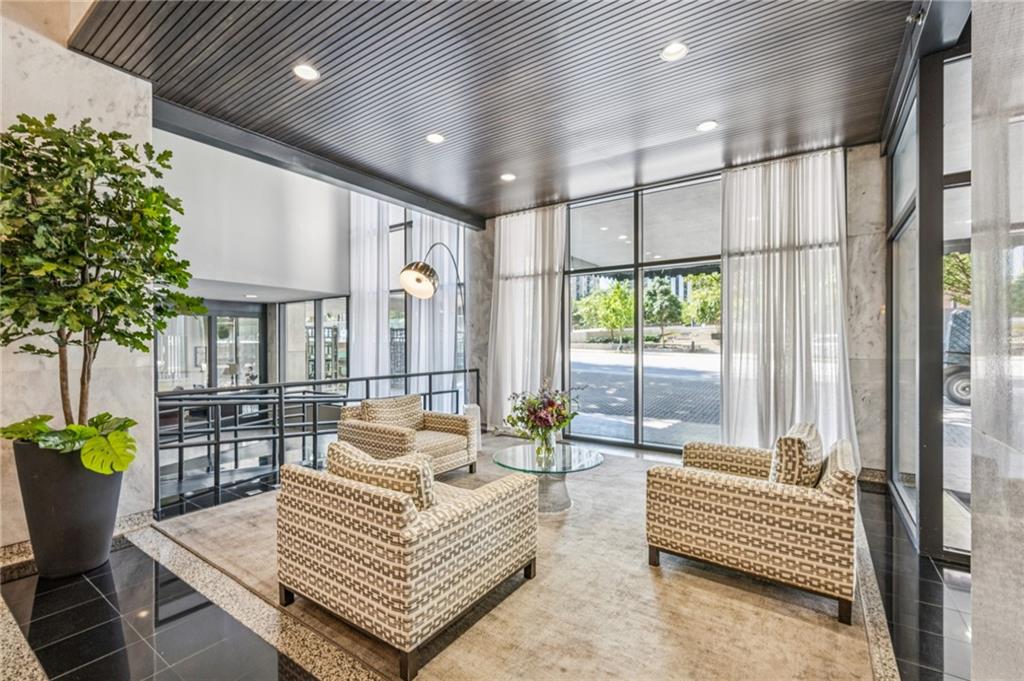 620 PEACHTREE Street NE Unit 1106