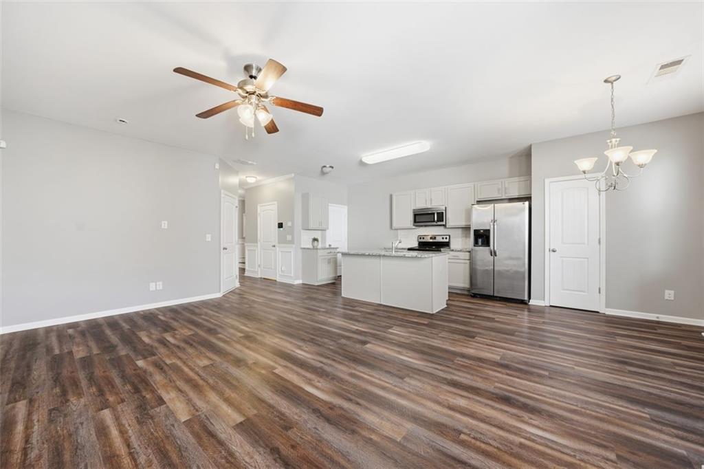 3249 GARDEN GLADE Lane