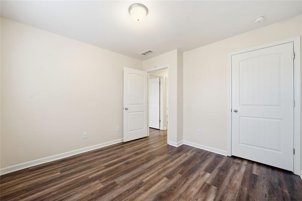 3249 GARDEN GLADE Lane