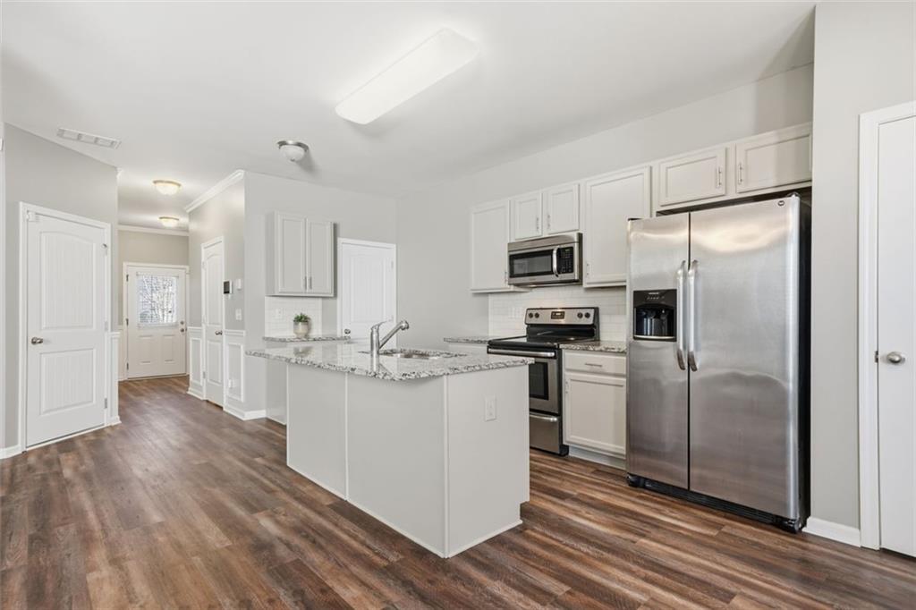 3249 GARDEN GLADE Lane