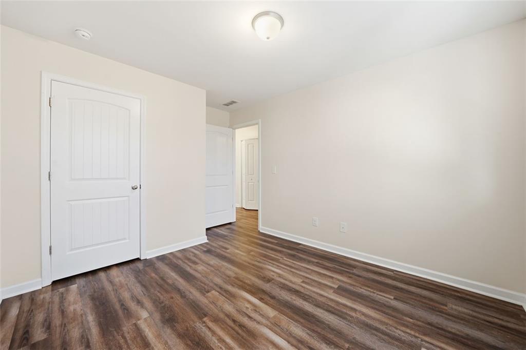 3249 GARDEN GLADE Lane