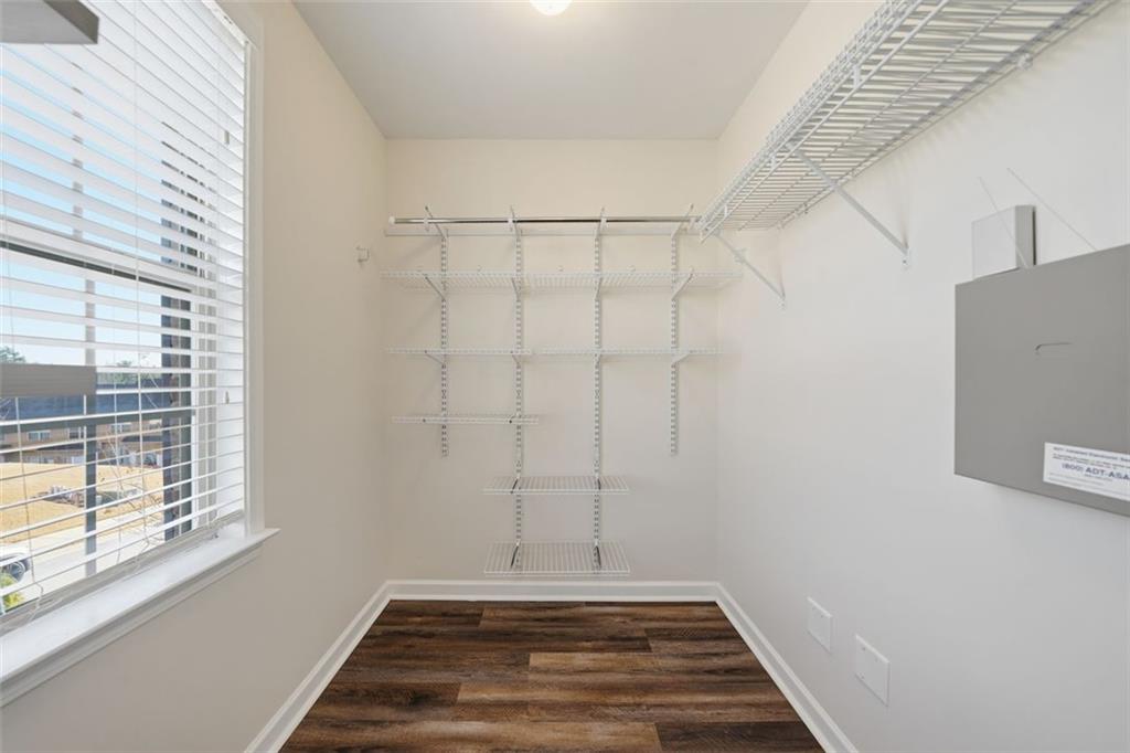 3249 GARDEN GLADE Lane