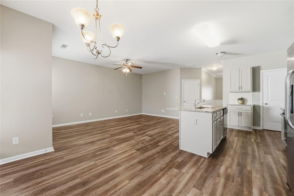 3249 GARDEN GLADE Lane