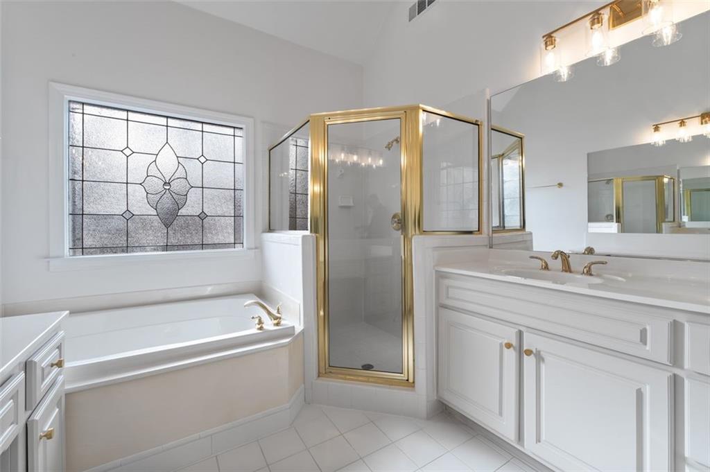 2800 TOWNE VILLAGE Drive