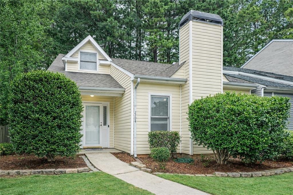 2294 Wellington Circle