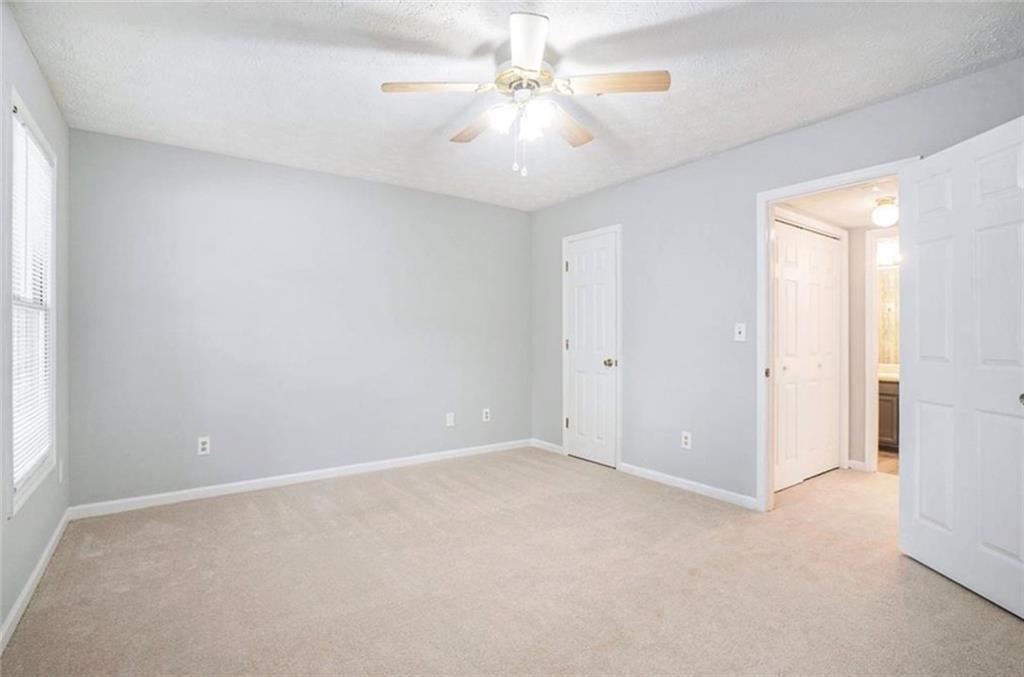 2294 Wellington Circle