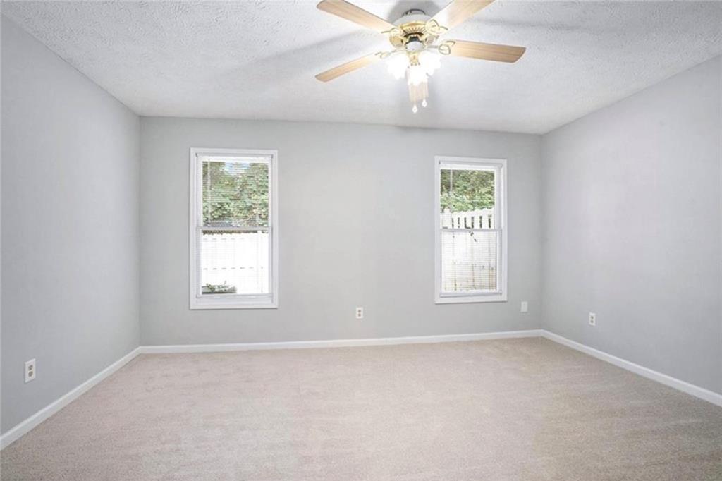 2294 Wellington Circle