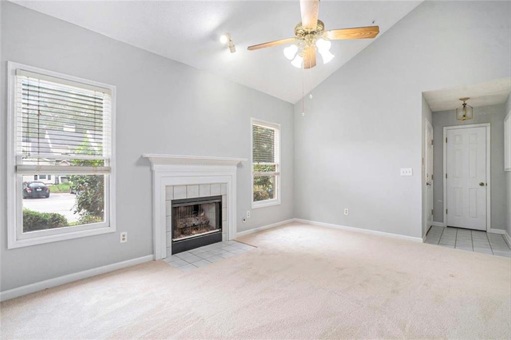 2294 Wellington Circle