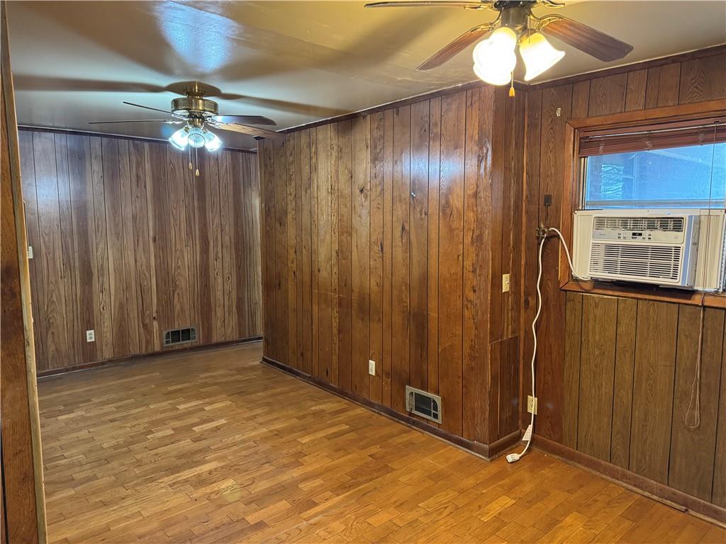 556 LAMAR Drive