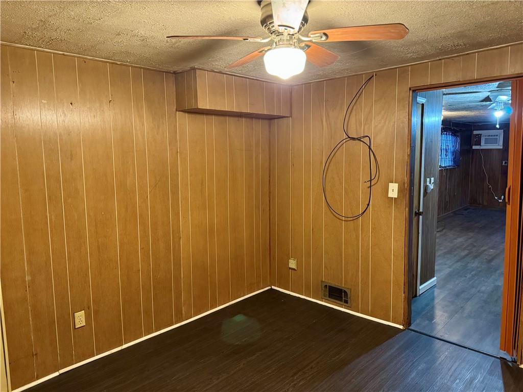 556 LAMAR Drive