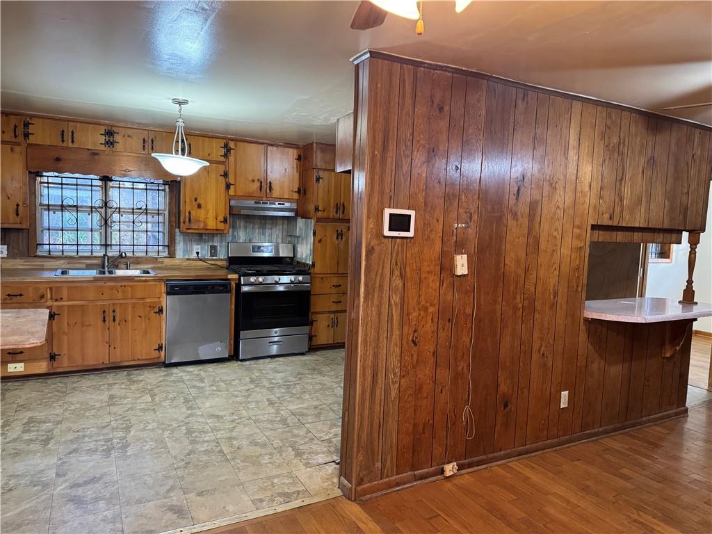 556 LAMAR Drive
