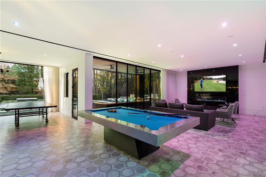 415 River Valley Road