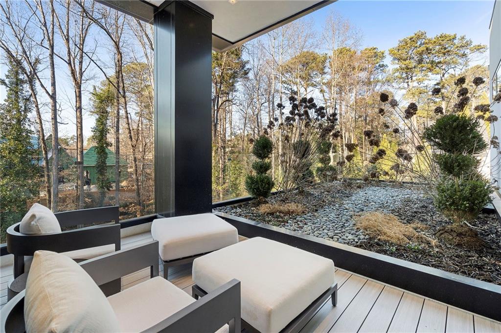 415 River Valley Road