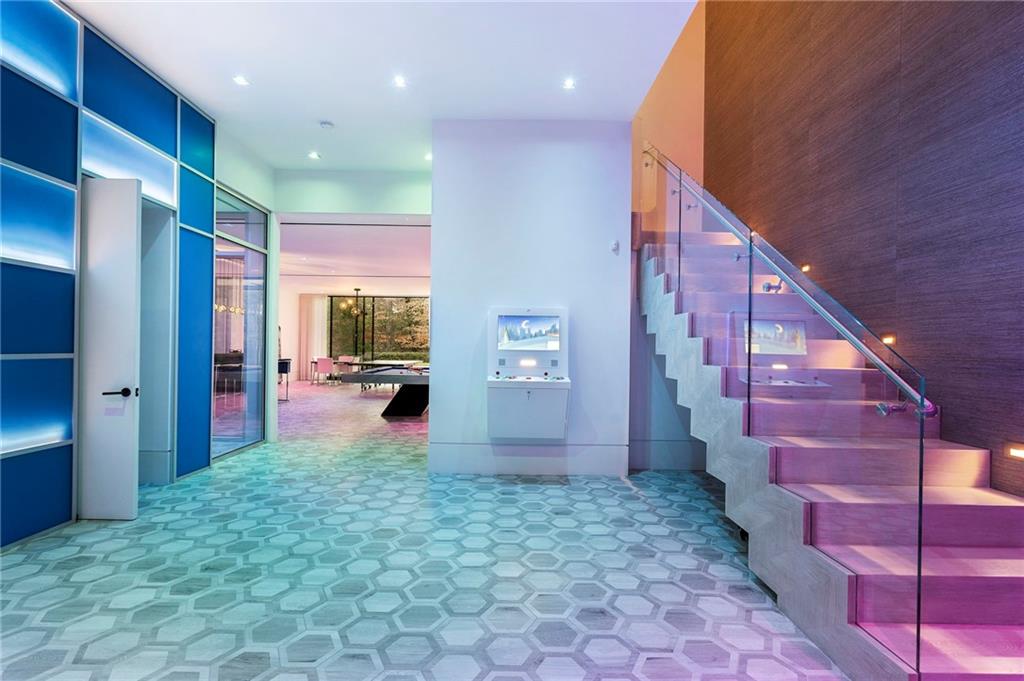 415 River Valley Road