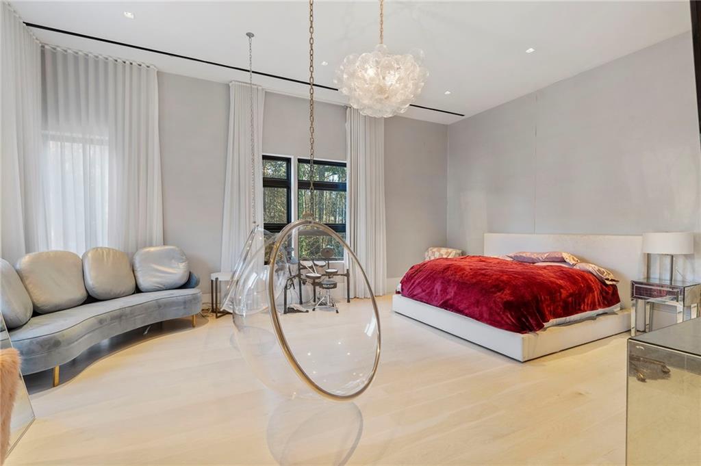 415 River Valley Road