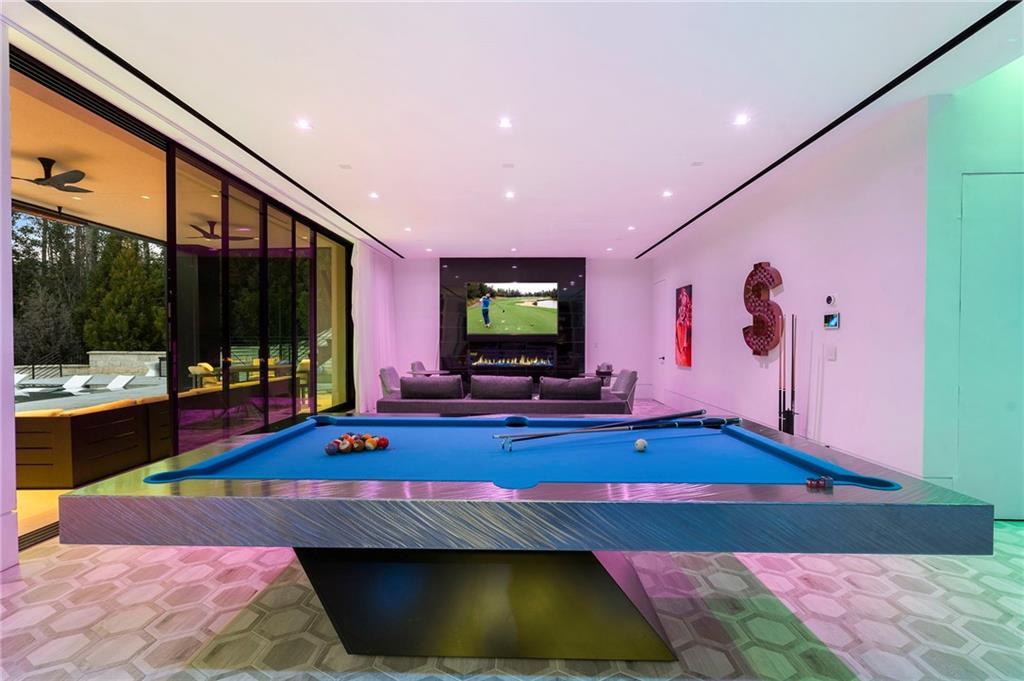 415 River Valley Road