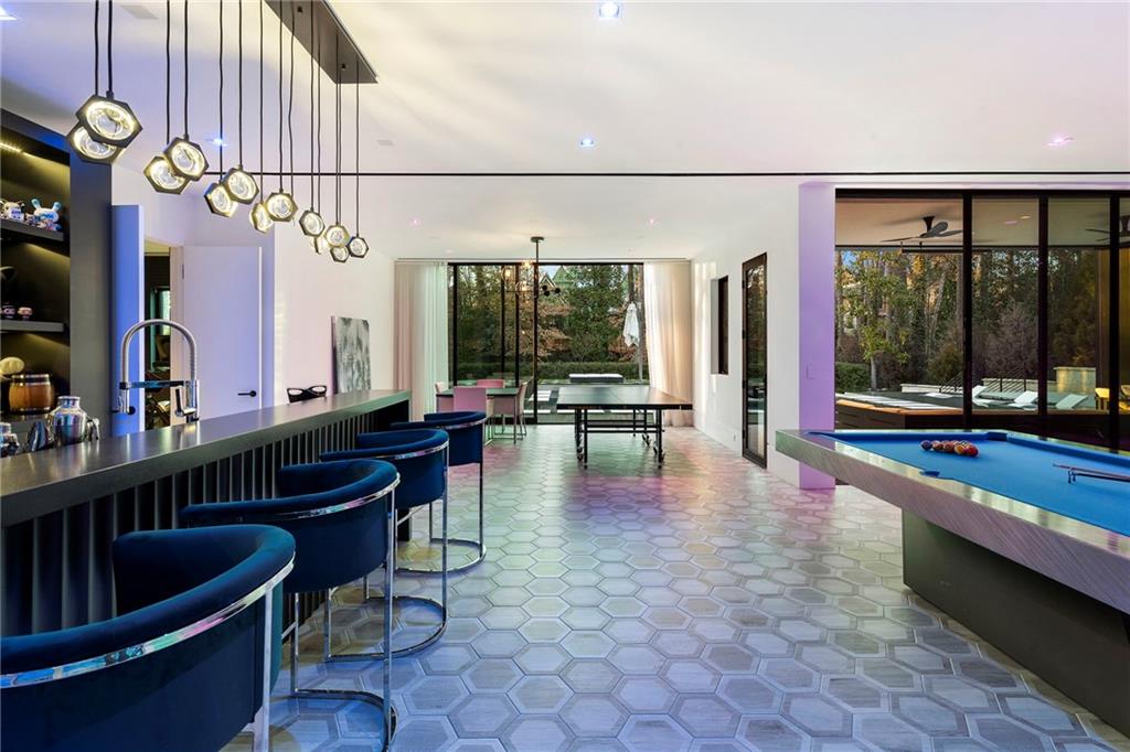 415 River Valley Road