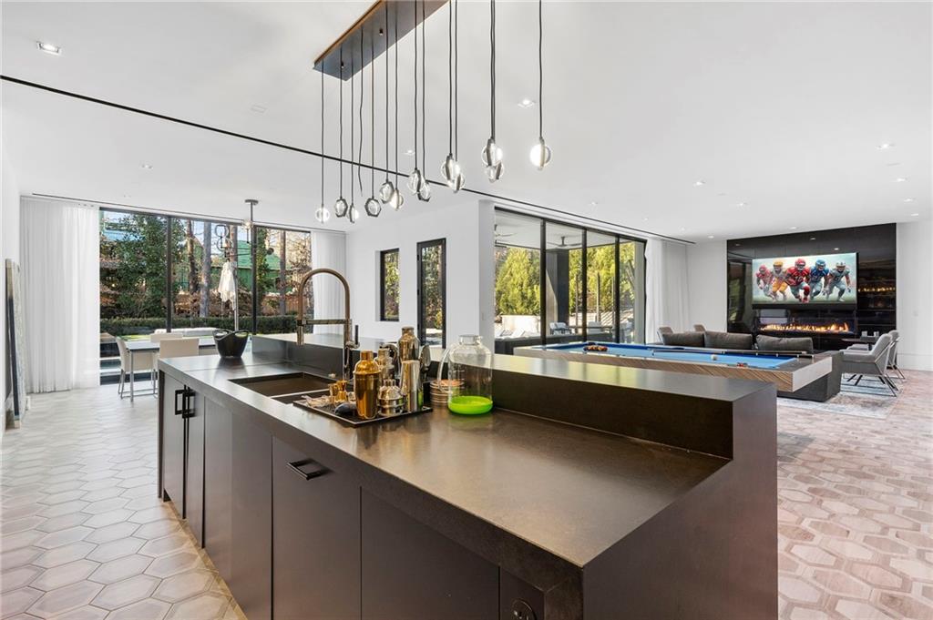 415 River Valley Road