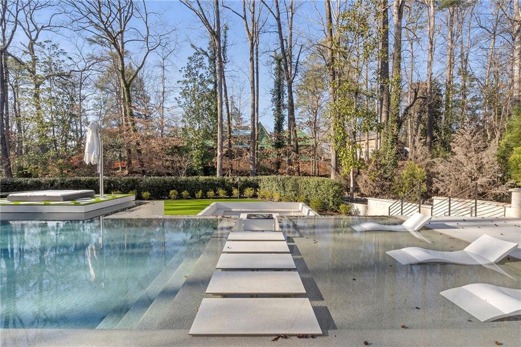 415 River Valley Road