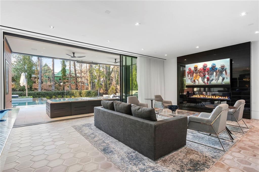 415 River Valley Road