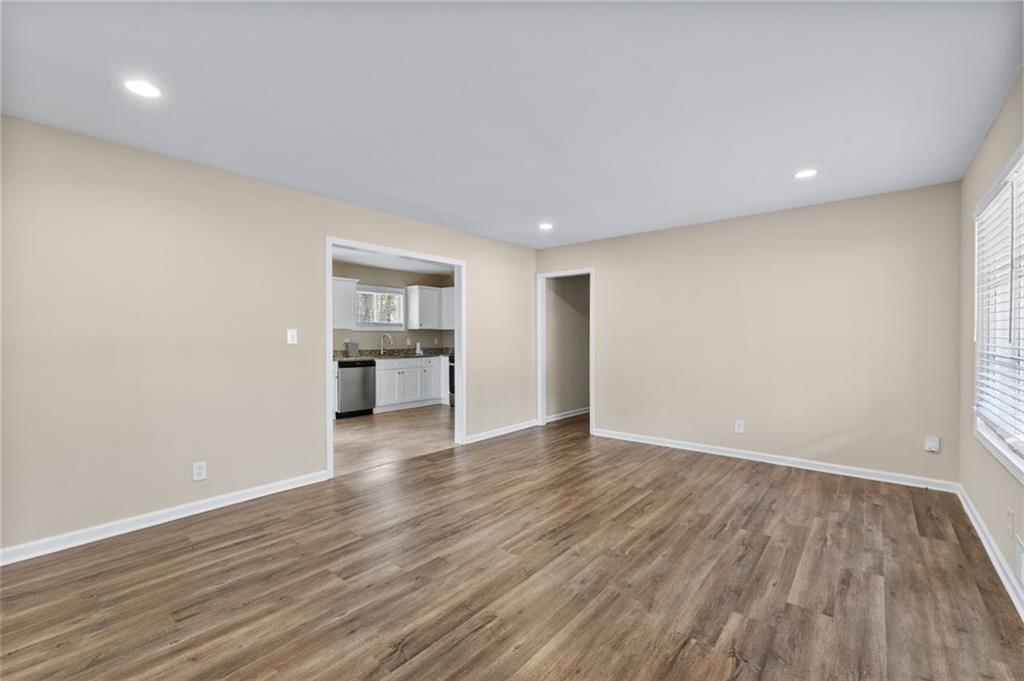 3645 Larkspur Terrace