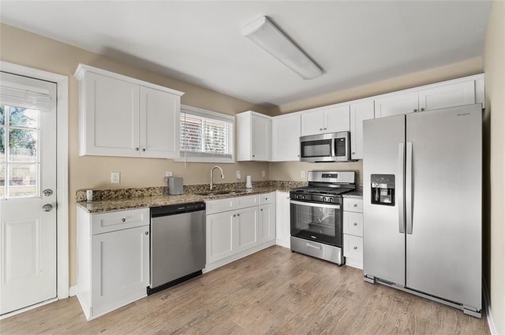 3645 Larkspur Terrace