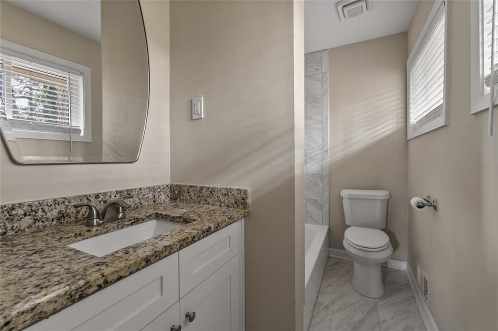 3645 Larkspur Terrace