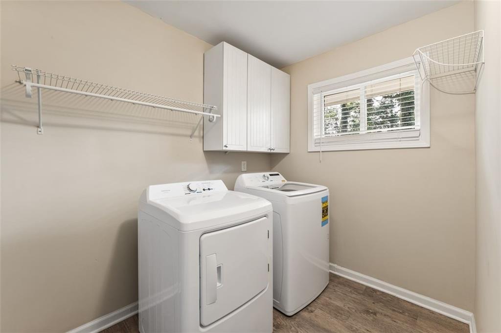 3645 Larkspur Terrace