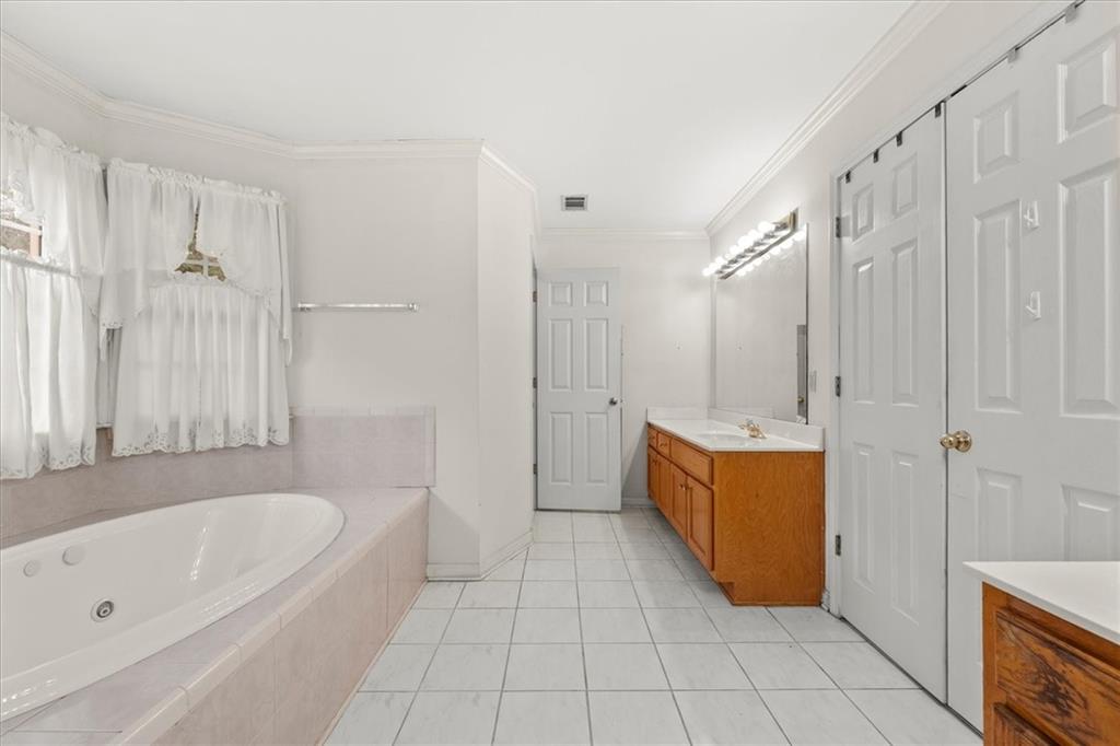 3112 Valleydale Drive SW