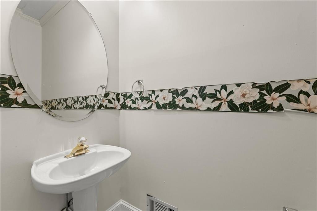 3112 Valleydale Drive SW