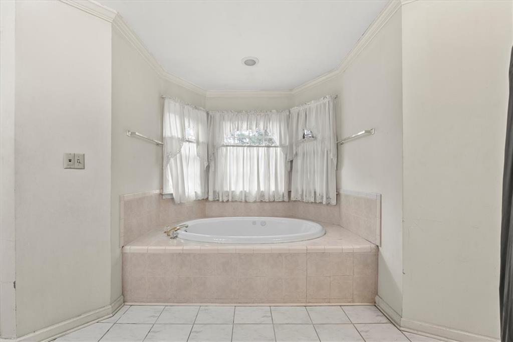 3112 Valleydale Drive SW