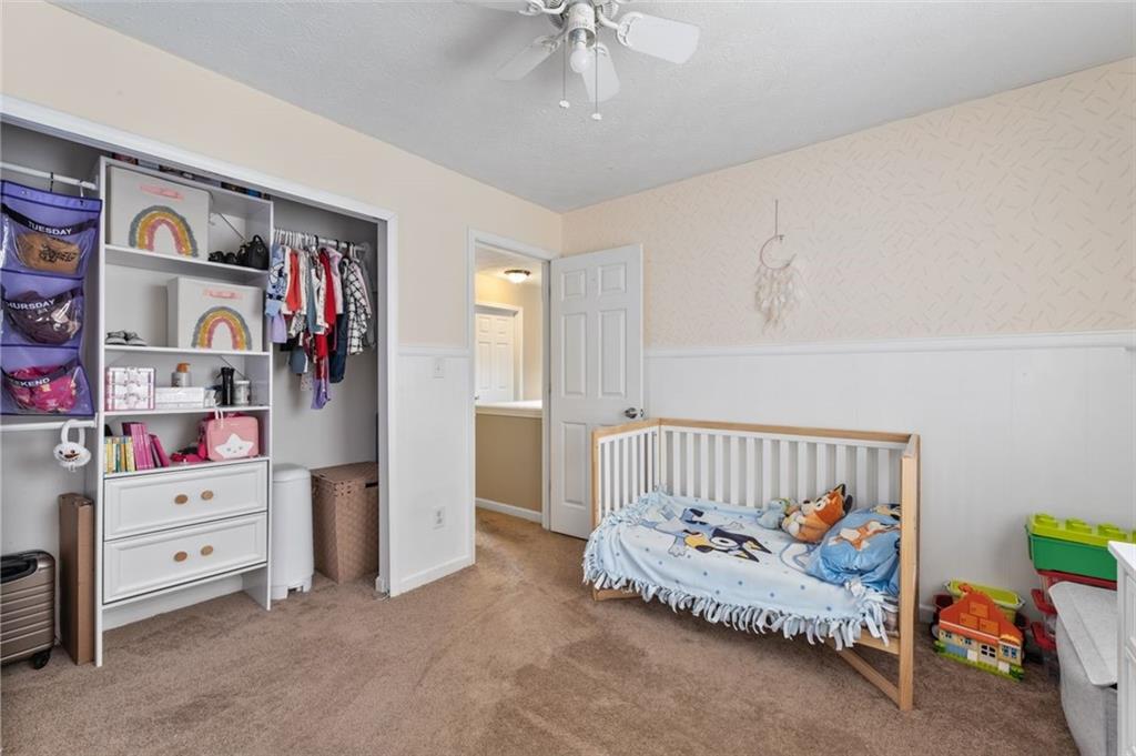 3962 LULLWATER MAIN NW