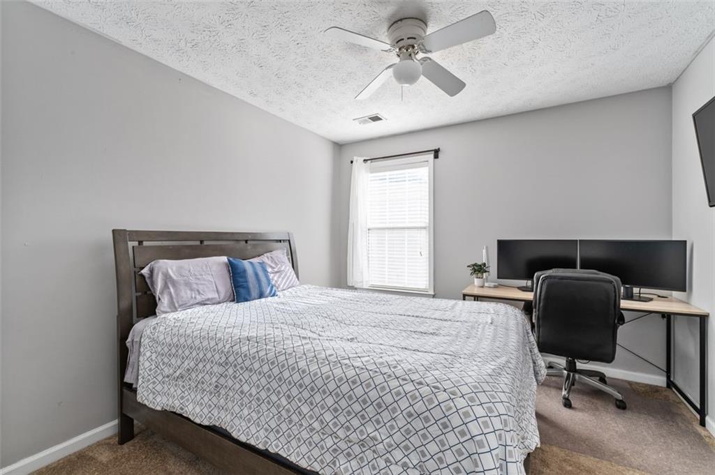 3962 LULLWATER MAIN NW