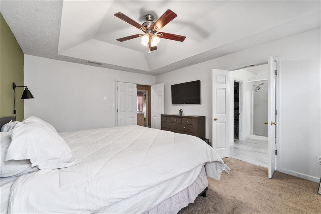 3962 LULLWATER MAIN NW