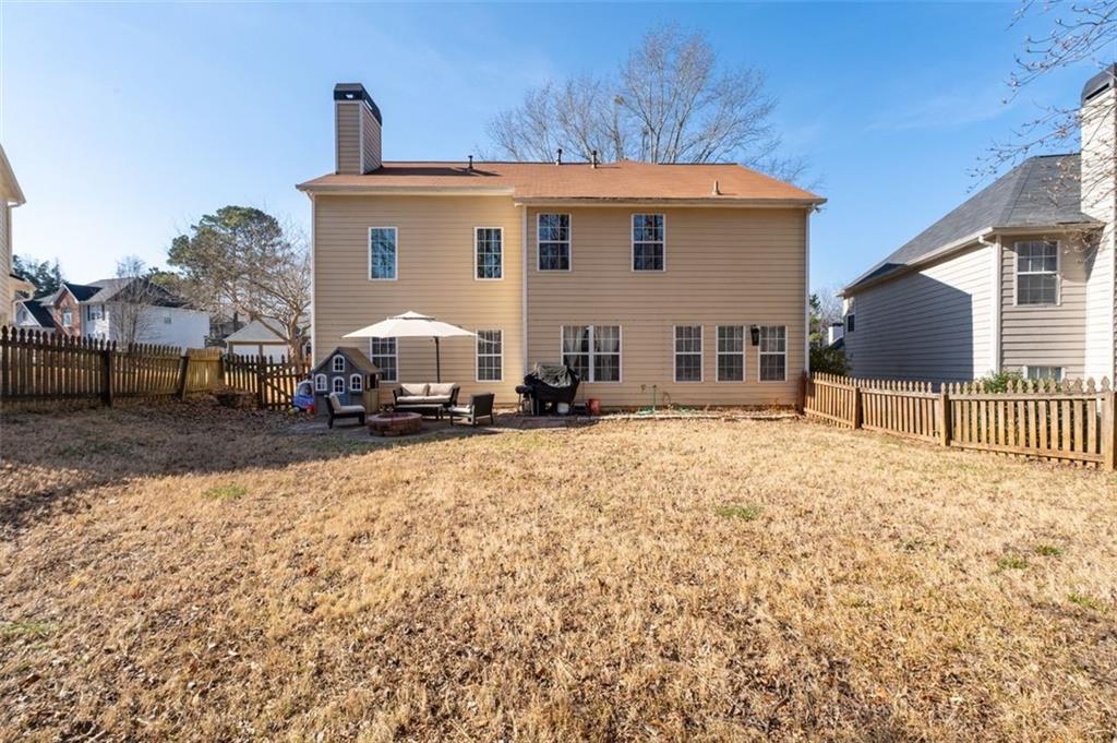 3962 LULLWATER MAIN NW