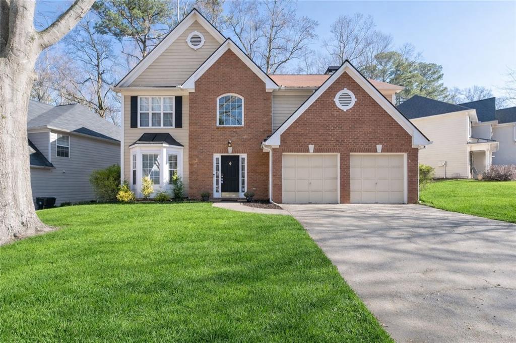 3962 LULLWATER MAIN NW