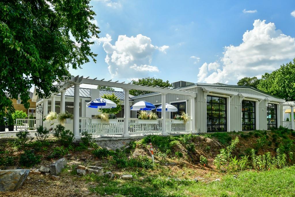 210 Sampson Street NE Unit 5