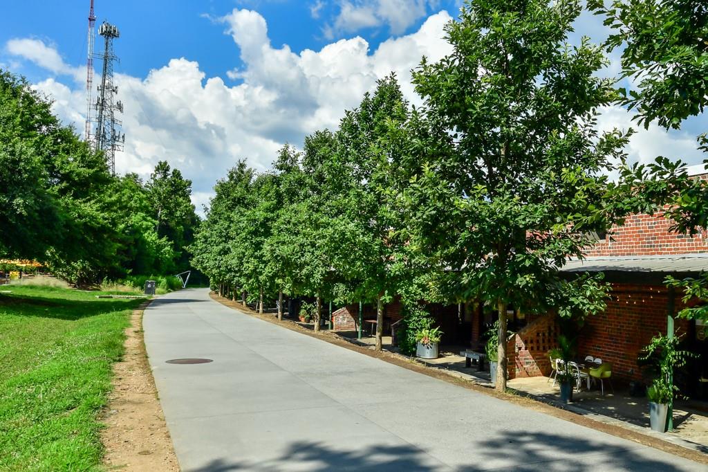 210 Sampson Street NE Unit 5